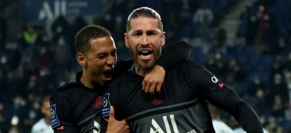 Sergio Ramos marcó su primer gol en Francia en la victoria del PSG ante el Reims