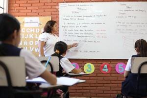 Embajada de Japón ofrece becas de entrenamiento didáctico para maestros paraguayos