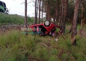 Iban a Asunción para un control y muere en accidente sobre la Ruta PY 05