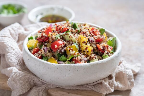 Comienza la semana con una nutritiva ensalada de quinoa - Gastronomía - ABC Color