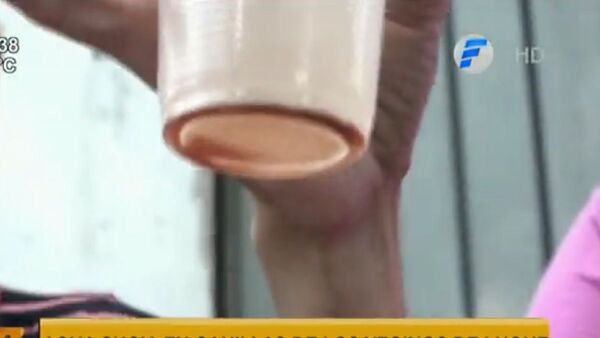 Vecinos piden una solución a la Essap por agua sucia en Luque 