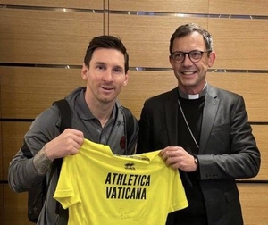 Diario HOY | El papa Francisco envía camiseta autografiada a Messi