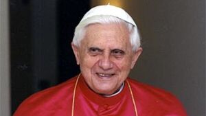 Benedicto XVI se retracta tras informe sobre abusos en la Iglesia