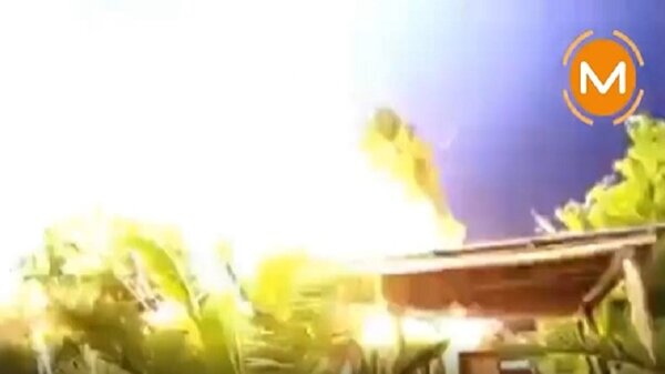 Grababa la tormenta y casi le cae un rayo encima | Noticias Paraguay