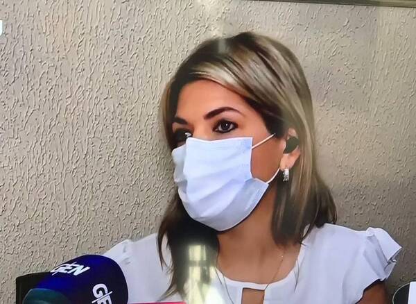 Médica confirma que su destitución fue porque su esposo no apoya a Hugo Velázquez - ADN Digital