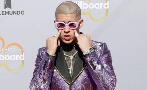 Diario HOY | En gira mundial por estadios, Bad Bunny regresará a Paraguay en noviembre
