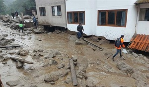 Evacuaron a más de 500 personas tras una inundación en el pueblo de Machu Picchu - MarketData