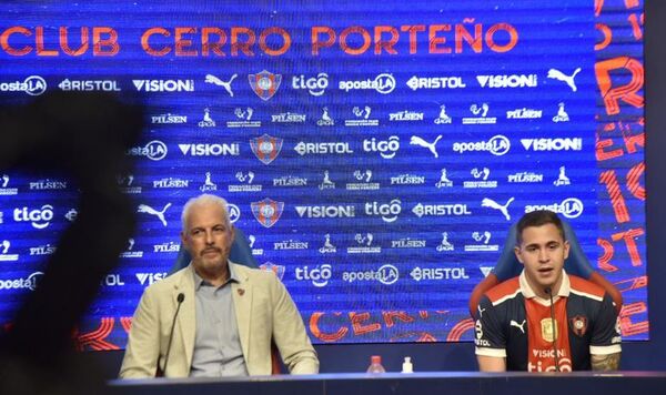 Juan José Zapag y el delantero de Cerro Porteño: “Hay dos ‘9’ - Cerro Porteño - ABC Color