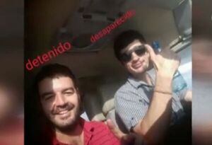 Mamá de piloto desaparecido pide a copiloto detenido que brinde información