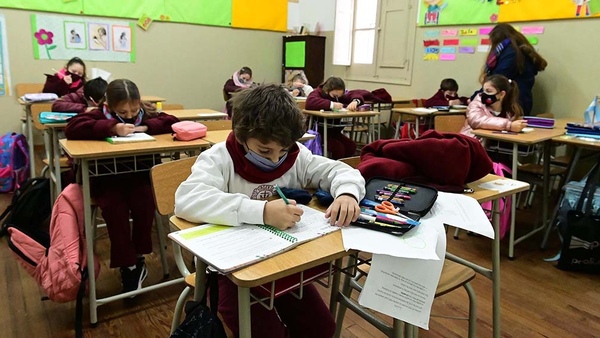 Argentina buscará garantizar las clases presenciales con plan de vacunación para alumnos - Megacadena — Últimas Noticias de Paraguay