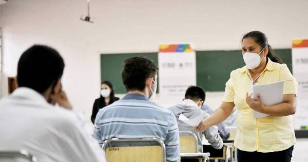 La Nación / Becas de Itaipú: 6.200 jóvenes se postularon