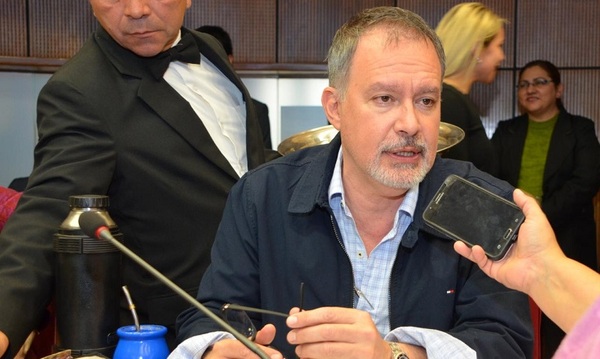 Silva Facetti denuncia que por «falta de gestión» no se ejecutan fondos para lucha contra incendios