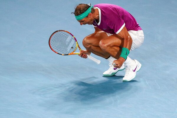 Nadal con problemas físicos pasa a semifinal - El Independiente