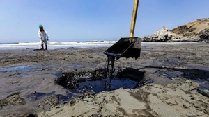 Repsol advirtió magnitud de derrame un día después, admite presidente en Perú