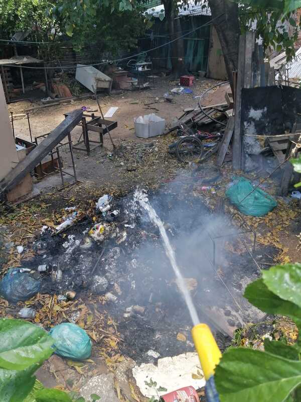 Queja ciudadana: constante quema de basura en una vivienda de Villa del Maestro - San Lorenzo Hoy