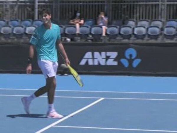 Daniel Vallejo avanzó a la tercera ronda del Australia Open - Tenis - ABC Color