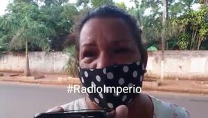 Mujer clama por una sala de terapia para su madre de 67 años enferma