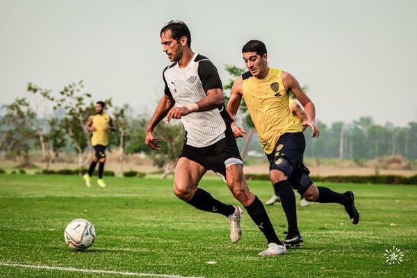 Roque Santa Cruz: entre los titulares y jugando los 70′ - Libertad - ABC Color