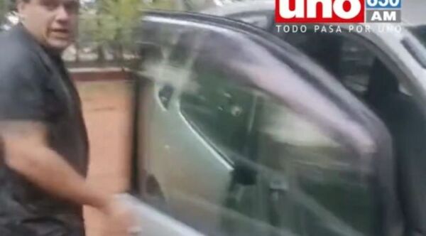 Tortolero detenido infraganti se enojó porque lo filmaron