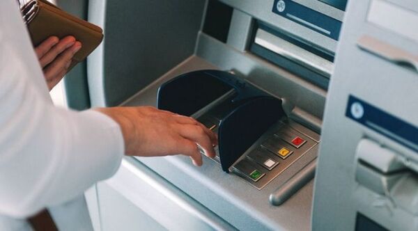 Excombatientes cobran hoy, adultos mayores el lunes