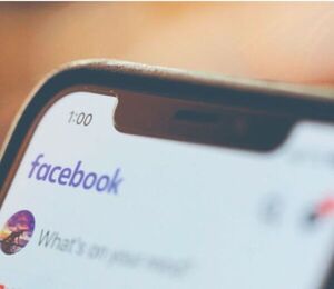 CDE: Malevo balea a joven que ofreció su celular por Facebook