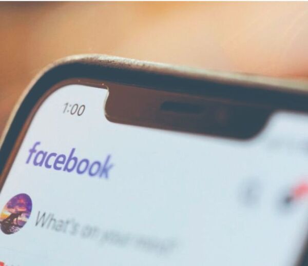 CDE: Malevo balea a joven que ofreció su celular por Facebook