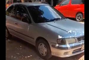 Crónica / [VÍDEO] Enfermera tuvo que hacer noni en su auto por falta de luz