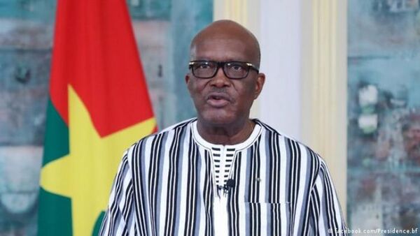 Dimite el presidente de Burkina Faso tras el golpe de Estado de los militares