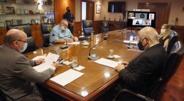 Ministros de Corte muy apurados: Sesión ordinaria sólo duró seis minutos