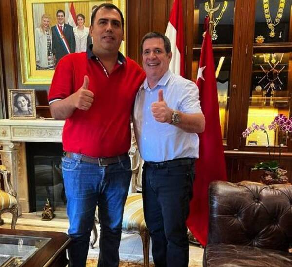 Crónica / "HC" suma y sigue: gobernador de Caazapá ya es del equipo