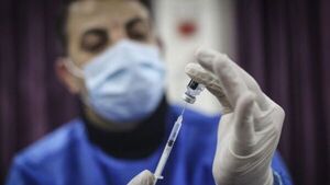 Pfizer y BioNTech comienzan ensayo clínico de la vacuna contra ómicron
