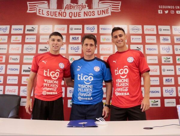 Conferencia: la Albirroja se prepara para el duelo ante Uruguay · Radio Monumental 1080 AM