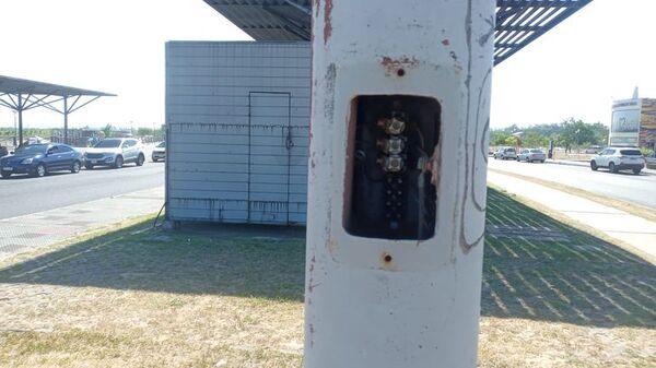 Electrocución en la Costanera: Desde el MOPC aseguran que la municipalidad “manipuló” las instalaciones eléctricas - A La Gran 7-30 - ABC Color