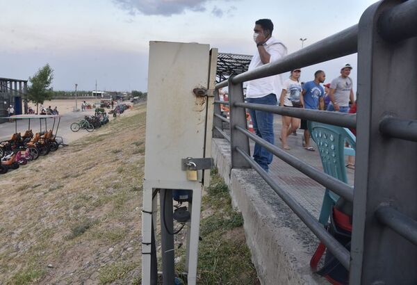 Electrocución en la Costanera: Municipalidad de Asunción sigue “pasando la pelota” al MOPC - A La Gran 7-30 - ABC Color