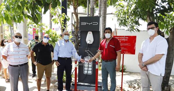 La Nación / Instalan en San Bernardino una red de carga para vehículos eléctricos