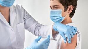 Pediatra lamenta que siga sin iniciarse la vacunación a niños - ADN Digital