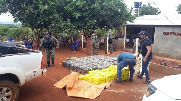 Incautan casi dos toneladas de marihuana que iban a ser enviadas al Brasil - ABC en el Este - ABC Color