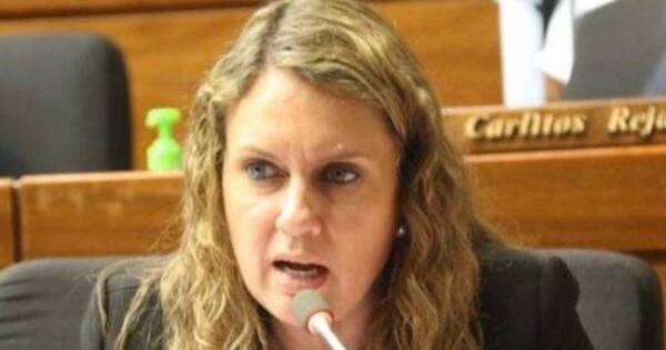 La Nación / Gobierno dilata vacuna pediátrica
