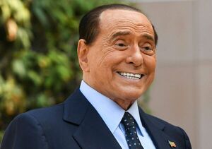 Berlusconi, con una infección, hospitalizado en Milán - Mundo - ABC Color