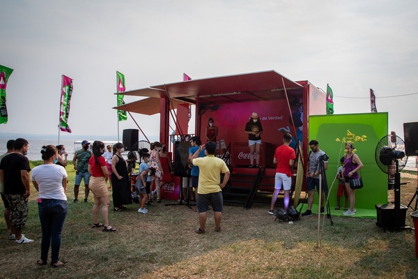 Coca-Cola invita a sus paradores del verano 2022