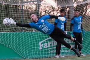 Guillermo Barros Schelotto paró un once pensando en Uruguay