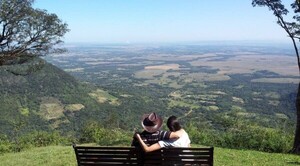 Tras asalto a turistas, reforzarán seguridad en cerro Tres Kandu