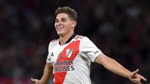 Hay acuerdo: los números del fichaje de Julián Álvarez en Manchester City