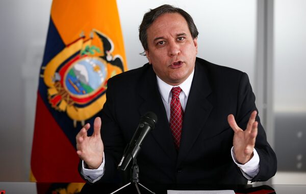Ecuador prevé un déficit fiscal cercano a 2.300 millones de dólares para 2022 - MarketData