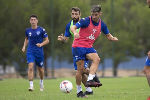 José Florentín fue titular en el amistoso de Vélez
