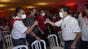 Velázquez anuncia dupla colorada a pedido de seccionaleros