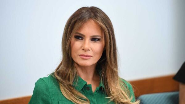 Caída de las criptomonedas sacude una subasta de Melania Trump