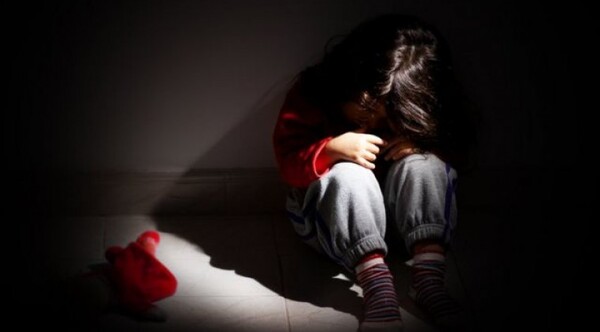 Niña pidió auxilio a su vecina por los maltratos que sufría en su casa