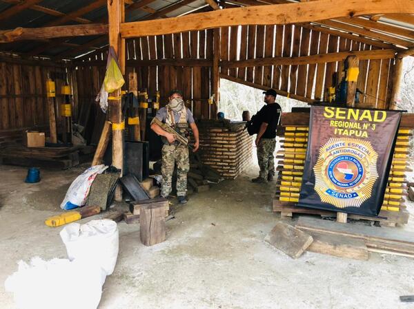 Senad interviene un depósito narco con casi 18 toneladas de marihuana en Caazapá