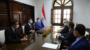 Embajadores de Paraguay y el Reino Unido repasaron temas de la agenda bilateral - .::Agencia IP::.